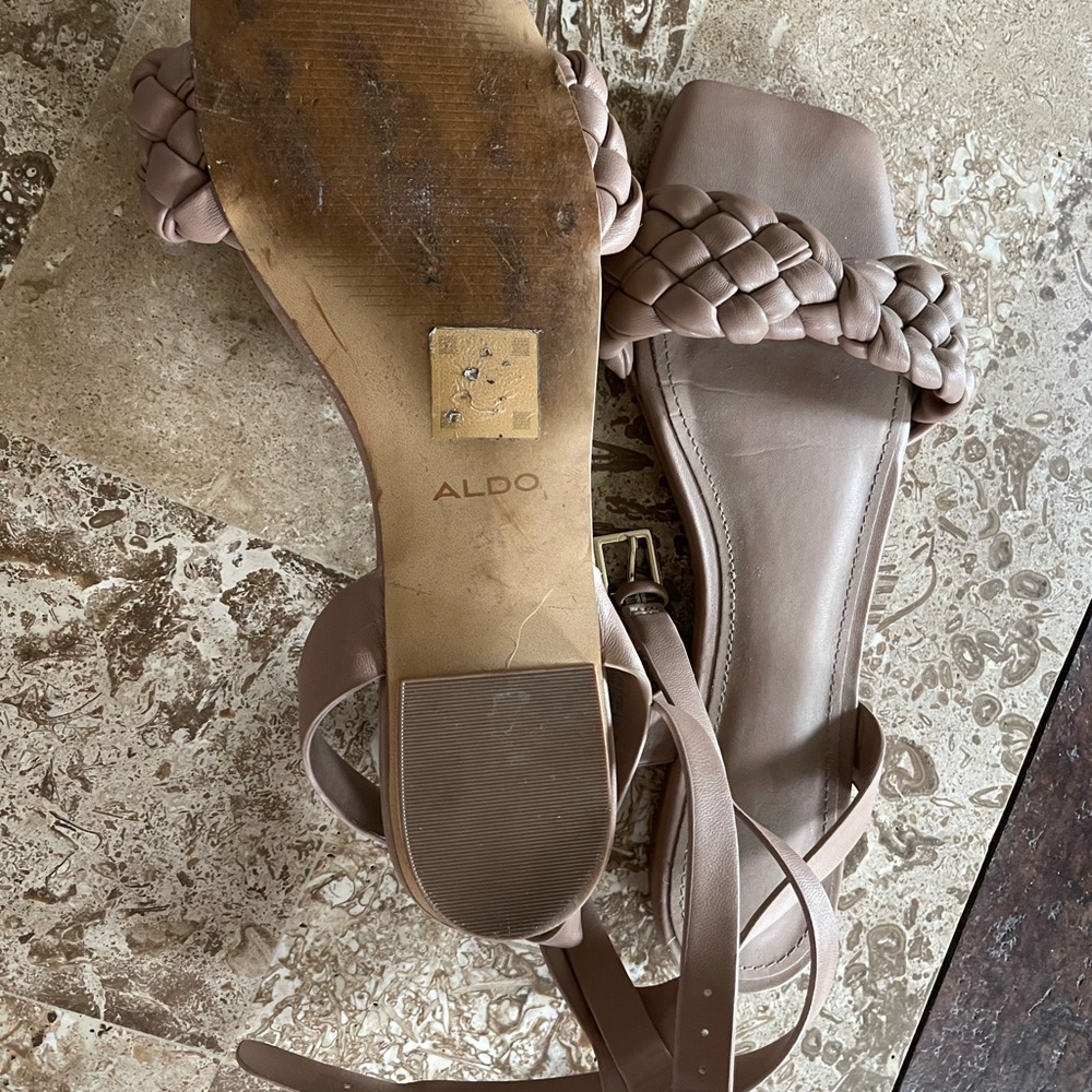 LACED SANDALS - Picture 4 of 4